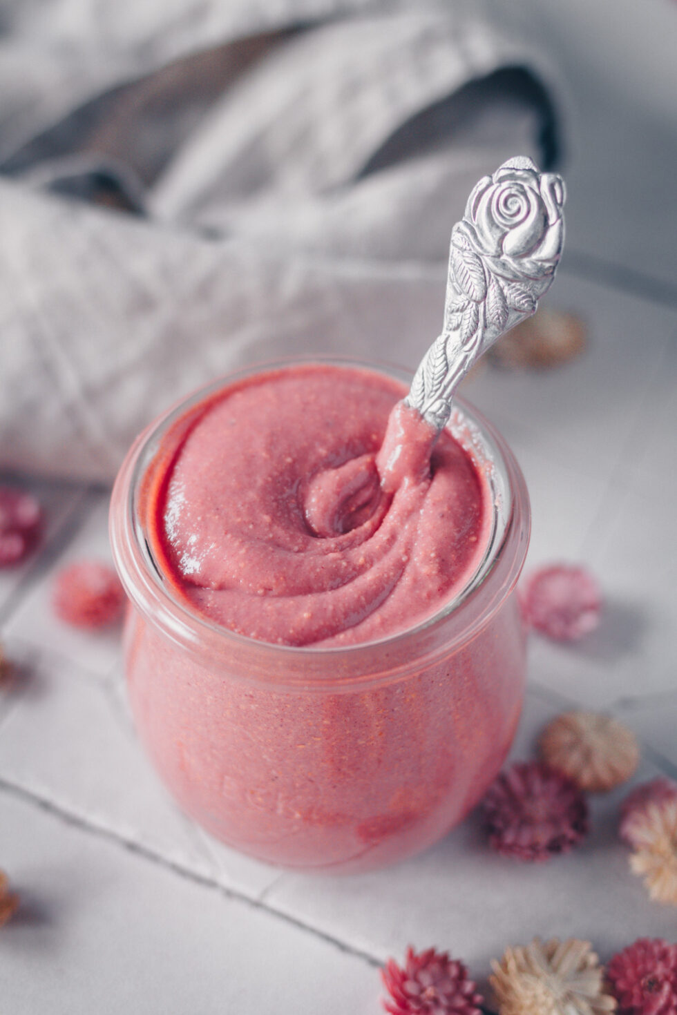 Pinkes Cashewmus (vegan &amp; natürlich)